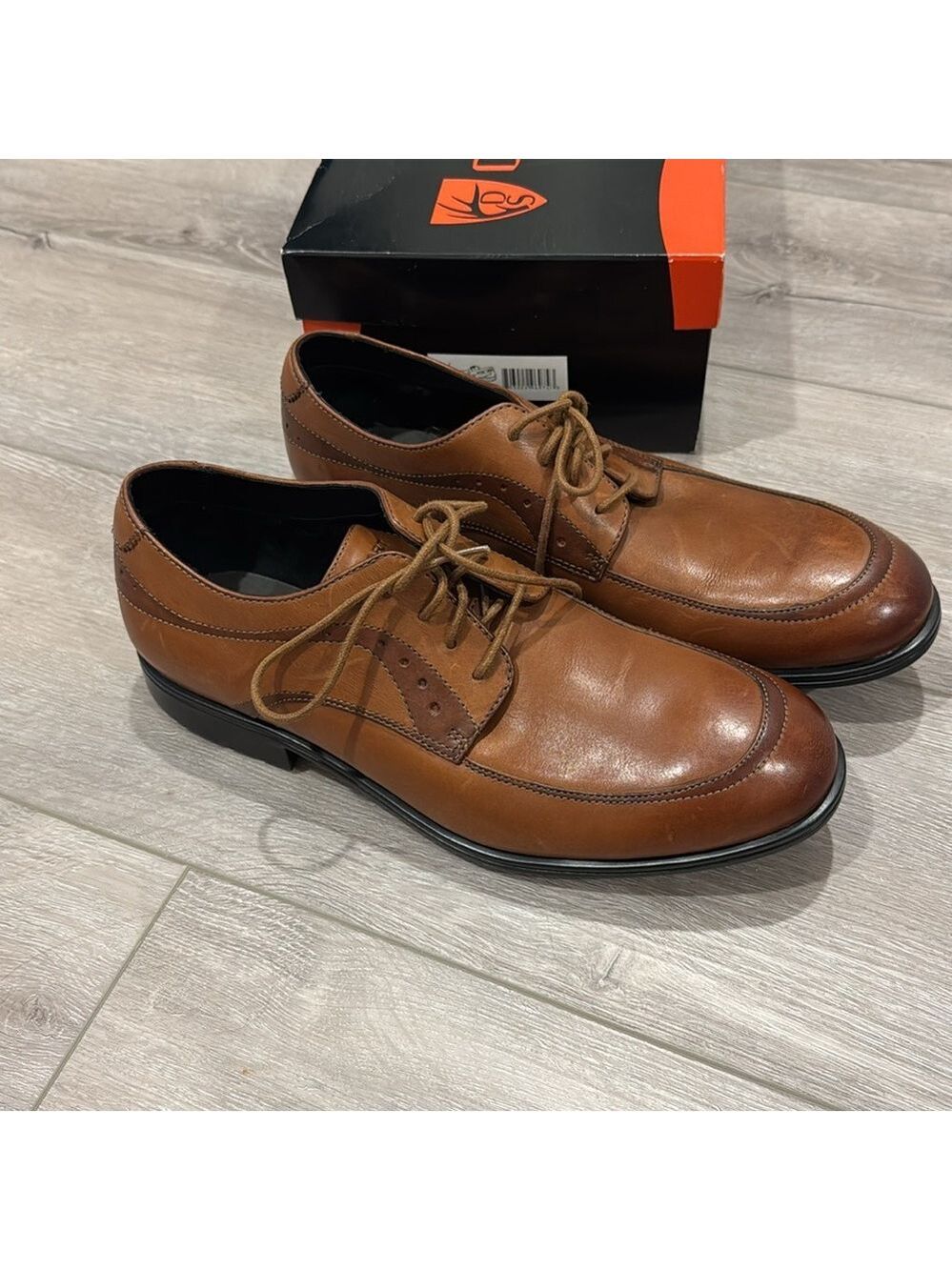 Deer Stags Tan Leather Oxfords - Picture 2 of 6